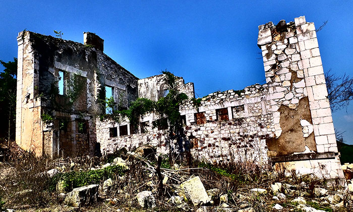Ruins at Las Jimenez near ghost town of Amparo
