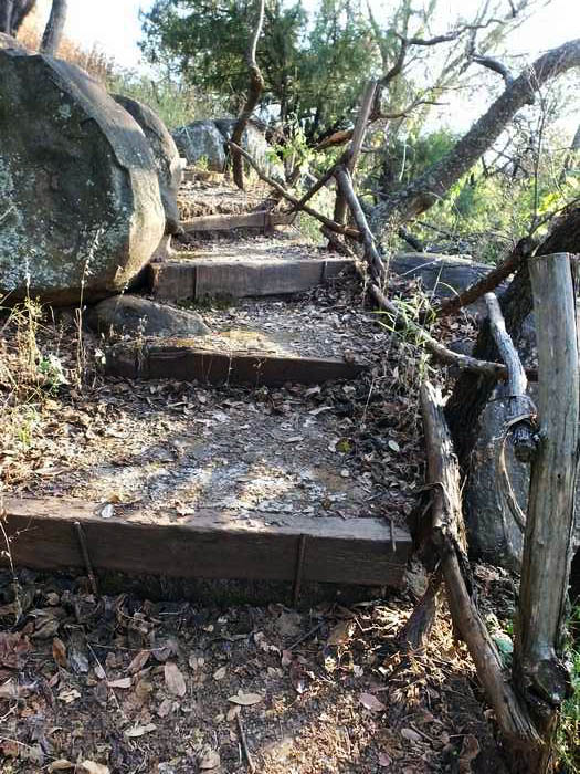 Trail at Uma Agua Blanca