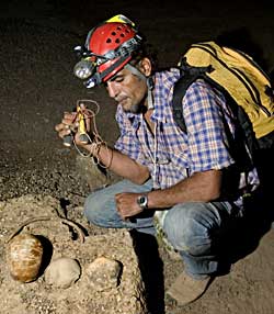 4000 year old skull from Jirsan Cave. Photo by J. Pint